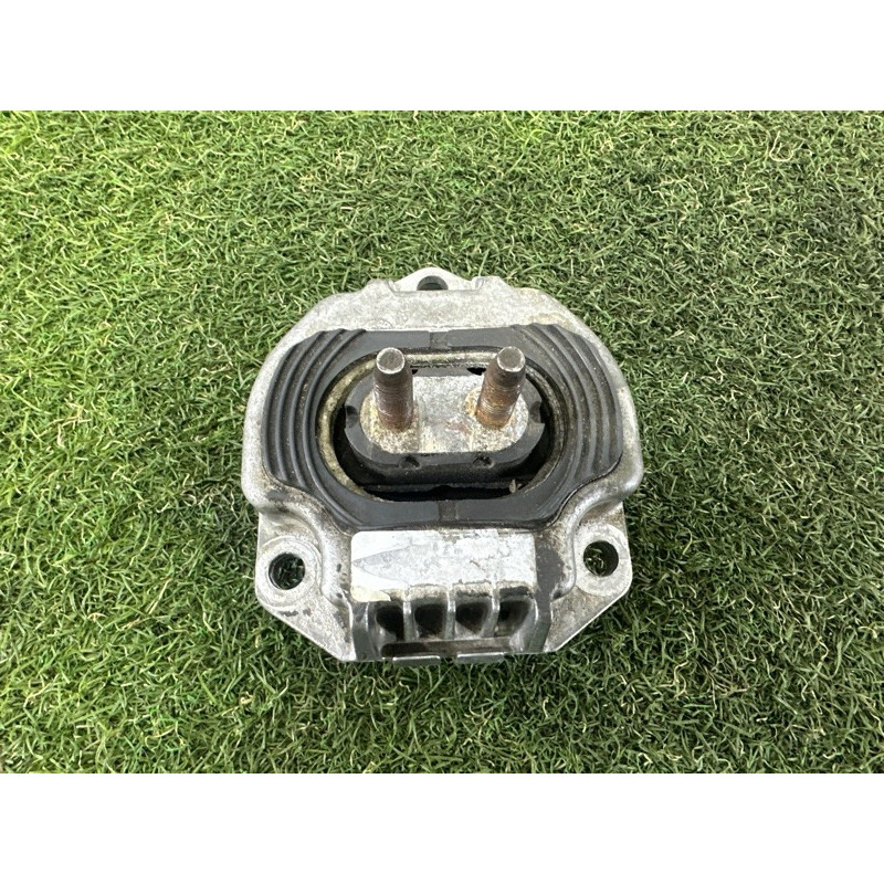 Подушка КПП (трансмиссия) Jeep Grand Cherokee WK2 2014 3.0 Diesel EXF 68103111AB