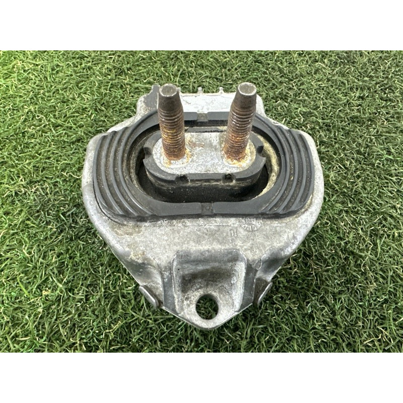 Подушка КПП (трансмиссия) Jeep Grand Cherokee WK2 2014 3.0 Diesel EXF 68103111AB