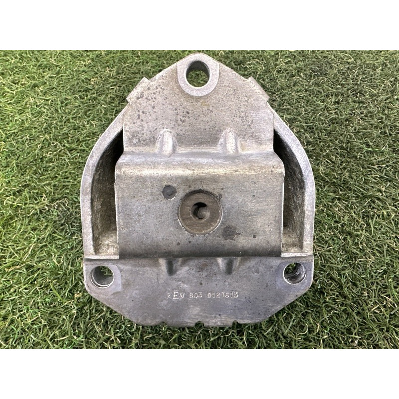 Подушка КПП (трансмиссия) Jeep Grand Cherokee WK2 2014 3.0 Diesel EXF 68103111AB