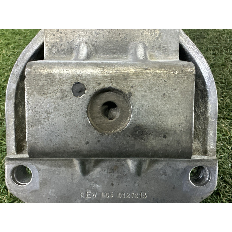 Подушка КПП (трансмиссия) Jeep Grand Cherokee WK2 2014 3.0 Diesel EXF 68103111AB