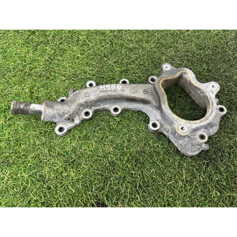 Фланец системы охлаждения (система охлаждения) Jeep Grand Cherokee WK2 2017 3.6 4893794AD