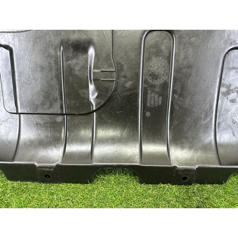 Защита двигателя (кузов и элементы) Jeep Grand Cherokee WK2 68091772AB