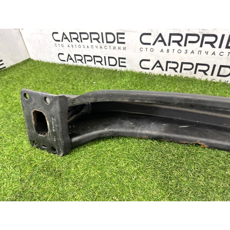 Усилитель бампера (наружные элементы кузова) Volkswagen Touareg NF 2012 3.6 CGRA 7P0807309