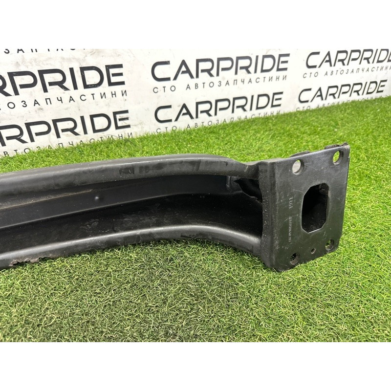 Усилитель бампера (наружные элементы кузова) Volkswagen Touareg NF 2012 3.6 CGRA 7P0807309