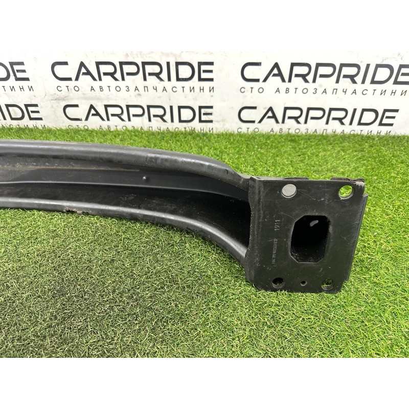 Усилитель бампера (наружные элементы кузова) Volkswagen Touareg NF 2012 3.6 CGRA 7P0807309