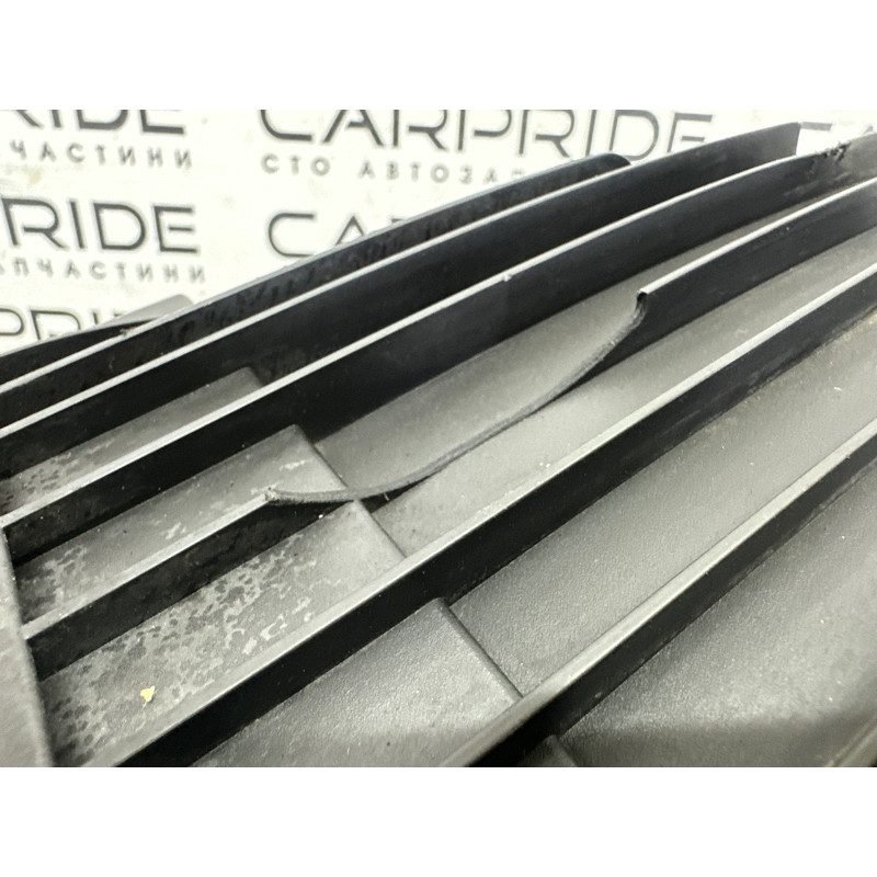 Корпус воздушного фильтра (впускная система) Volkswagen Touareg NF 2012 3.6 CGRA 7P6129607Q