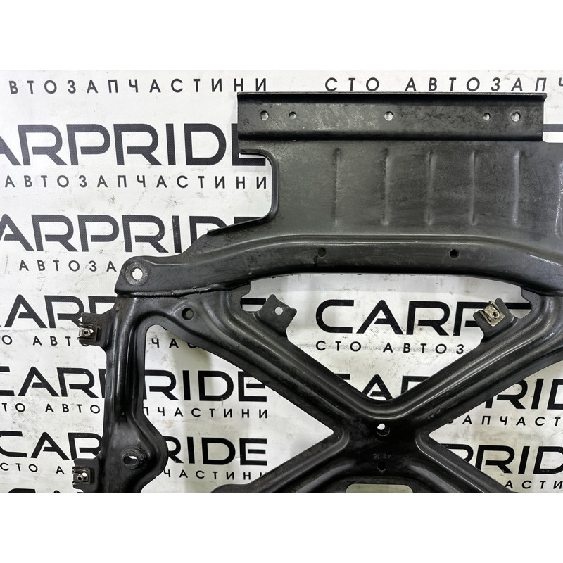 Распорка переднего подрамника (подвеска) AUDI Q7 4M 2017 3.0 CREC 4M1399345C