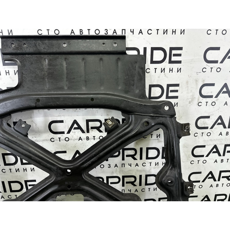 Распорка переднего подрамника (подвеска) AUDI Q7 4M 2017 3.0 CREC 4M1399345C