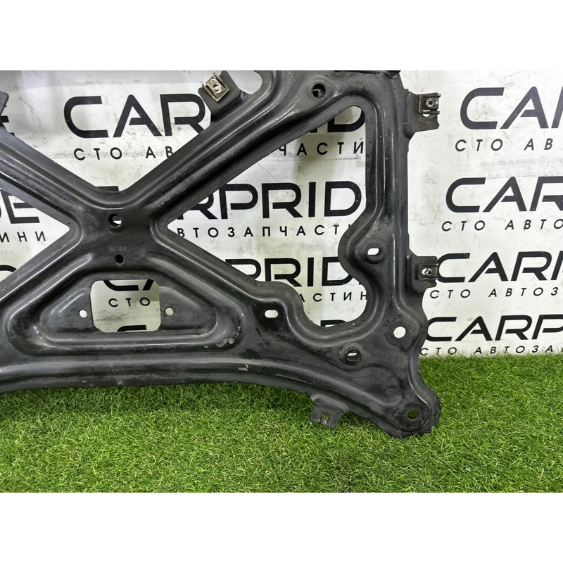 Распорка переднего подрамника (подвеска) AUDI Q7 4M 2017 3.0 CREC 4M1399345C
