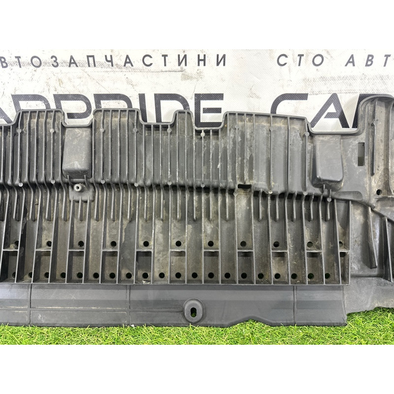 Защита бампера (кузов и элементы) AUDI A4 B8 2012 2.0 CAEB 8K0807233B