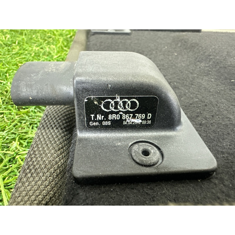 Полиця багажника (салон) AUDI Q5 8R 2012 2.0 CAEB 8R0867769DAS3