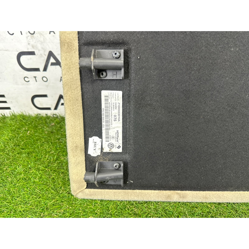 Підлога Багажника (салон) Volkswagen Touareg NF 2012 3.6 CGRA 7P6863546BJD3
