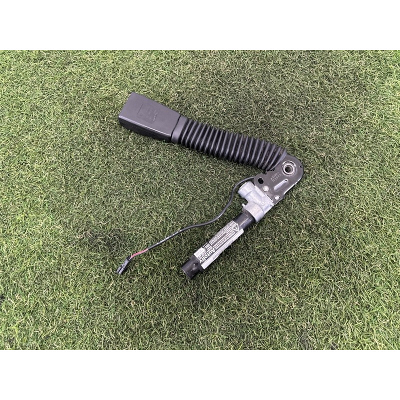 Пиропатрон (airbag/безопасность) BMW 5-series F10 2011 2.0 N47N 72119115305