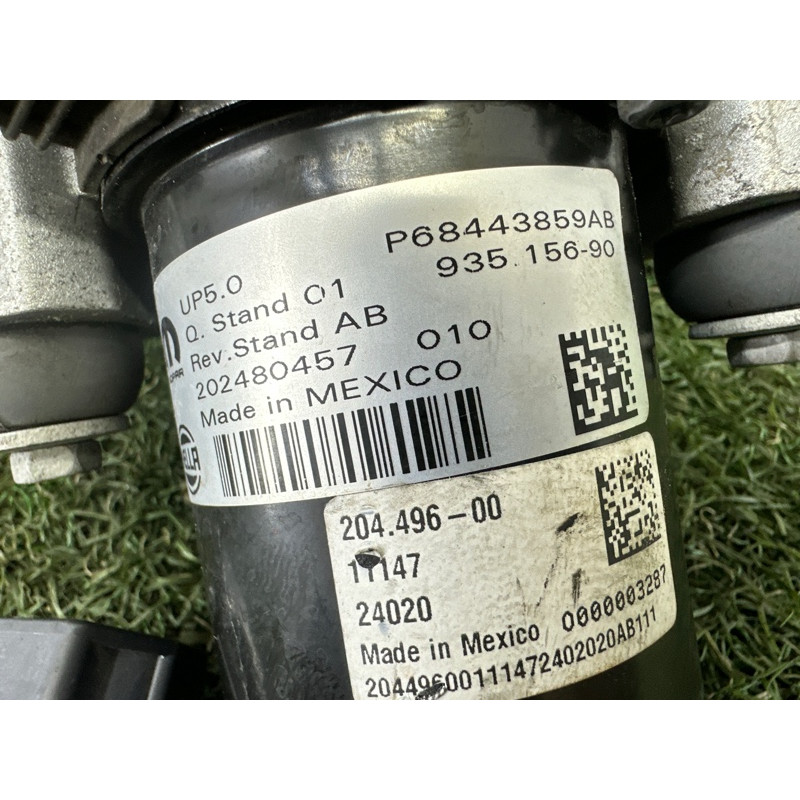 Вакуумный насос (тормозная система) Jeep Grand Cherokee WK2 2017 68443859AB