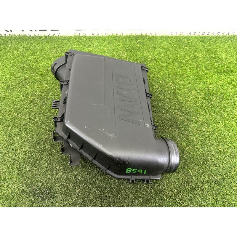 Корпус воздушного фильтра (впускная система) BMW 5-series F10 13717604404