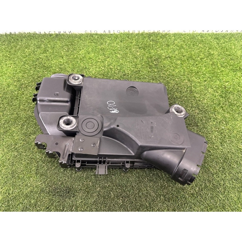 Корпус воздушного фильтра (впускная система) BMW 5-series F10 13717604404
