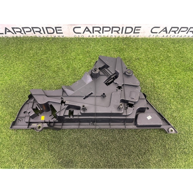 Ящик для инструментов (аксессуары) Toyota Venza Not specified 2009 3.5 2GR-FE 647420T010