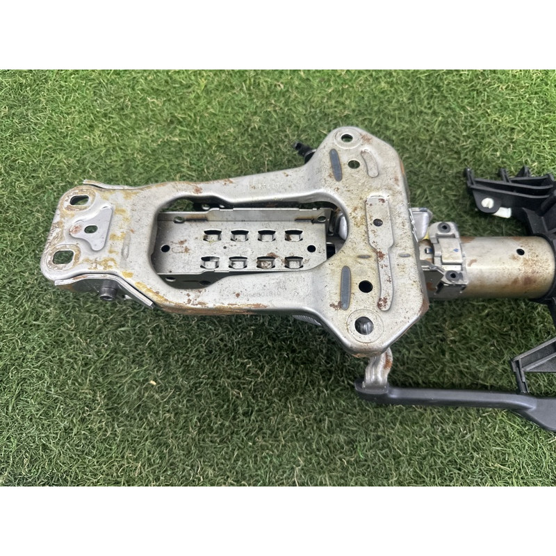 Рулевая колонка (рулевое управление) BMW X1 F48 2016 2.0 B46B20 32306873699