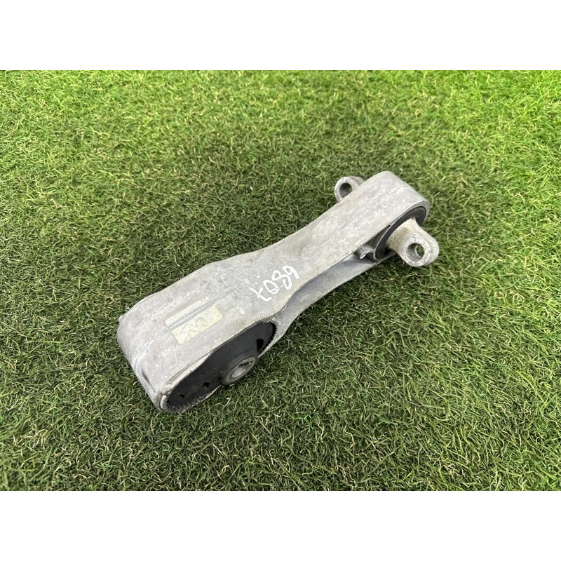 Подушка двигателя (двигатель и элементы) BMW X1 F48 2016 2.0 B46B20 22116885786