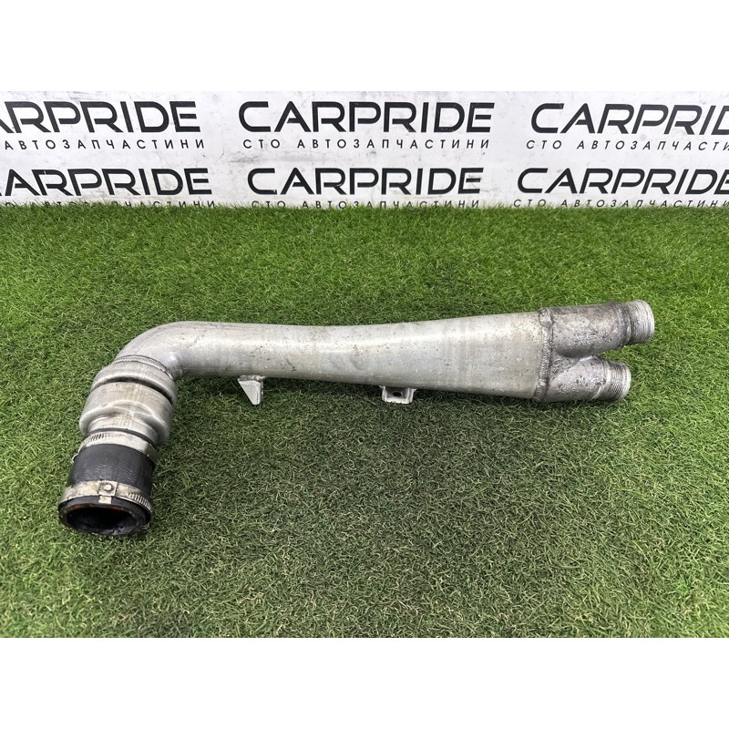 Патрубок интеркулера (двигатель и элементы) Volkswagen Touareg NF 2011 3.0 TDI 7P0145941A