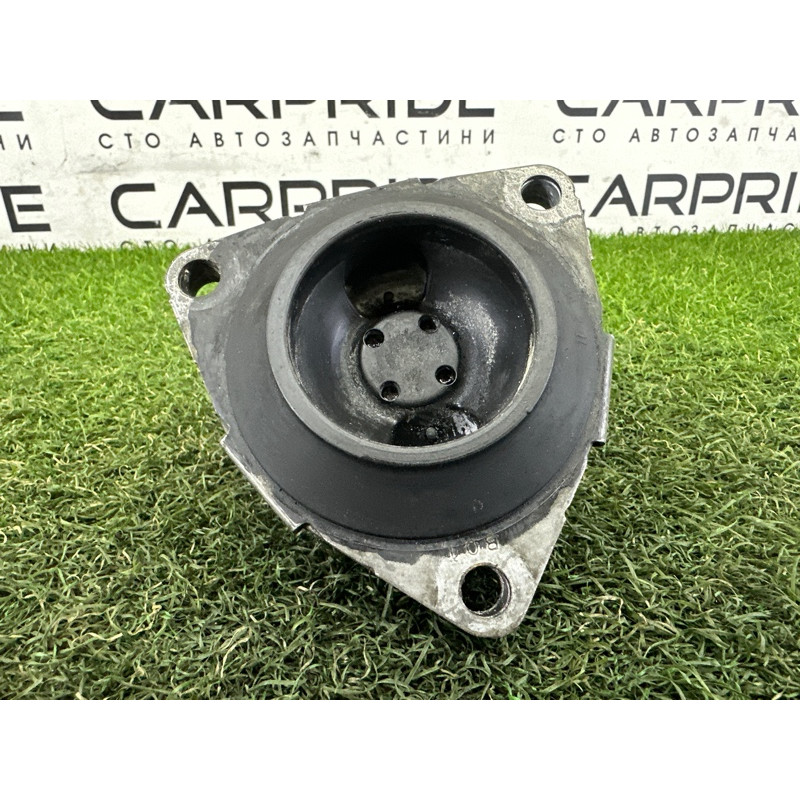 Подушка КПП (трансмиссия) Jeep Grand Cherokee WK2 2017 68032662AE