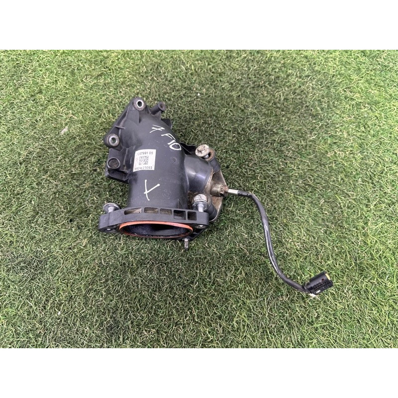 Фланец дроссельной заслонки (электрика двигателя) BMW 5-series F10 2011 2.0 N47N 11617810765