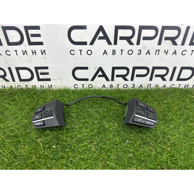 Кнопки руля (электрика / кнопки) BMW 5-series F10 2011 2.0 N47N 61319229480