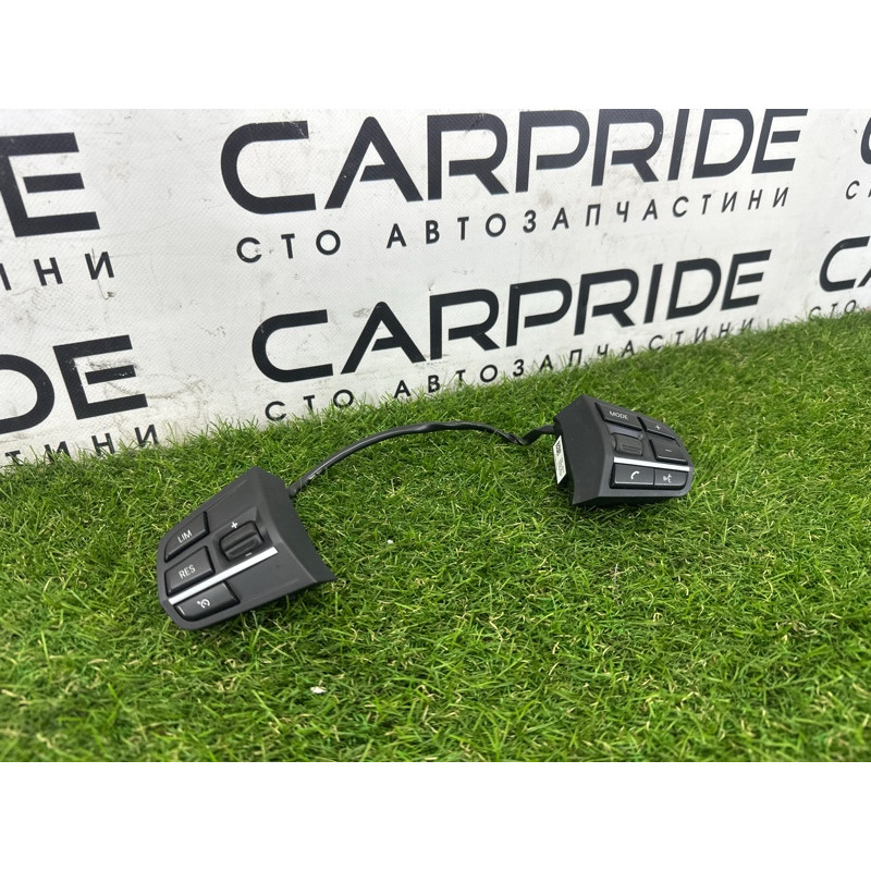 Кнопки руля (электрика / кнопки) BMW 5-series F10 2011 2.0 N47N 61319229480