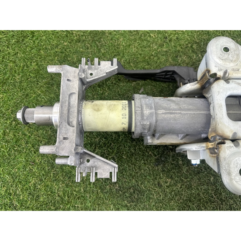 Рулевая колонка (рулевое управление) BMW 5-series F10 2011 2.0 N47N 32306795346