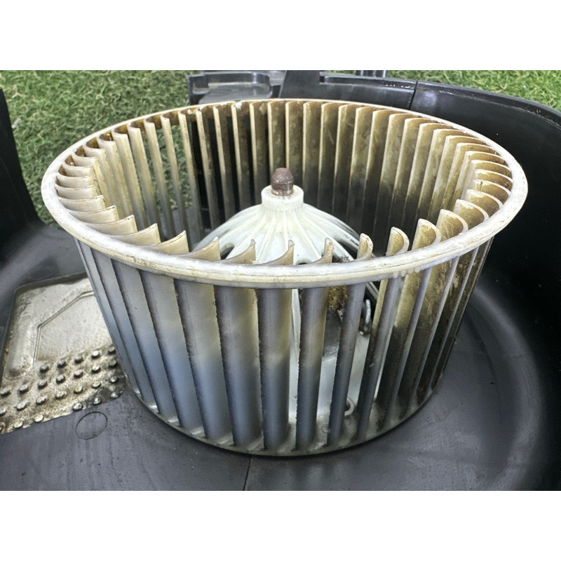 Мотор пічки (обігрів та кондиціювання) BMW 5-series F10 2015 2.0 N20 64119242607