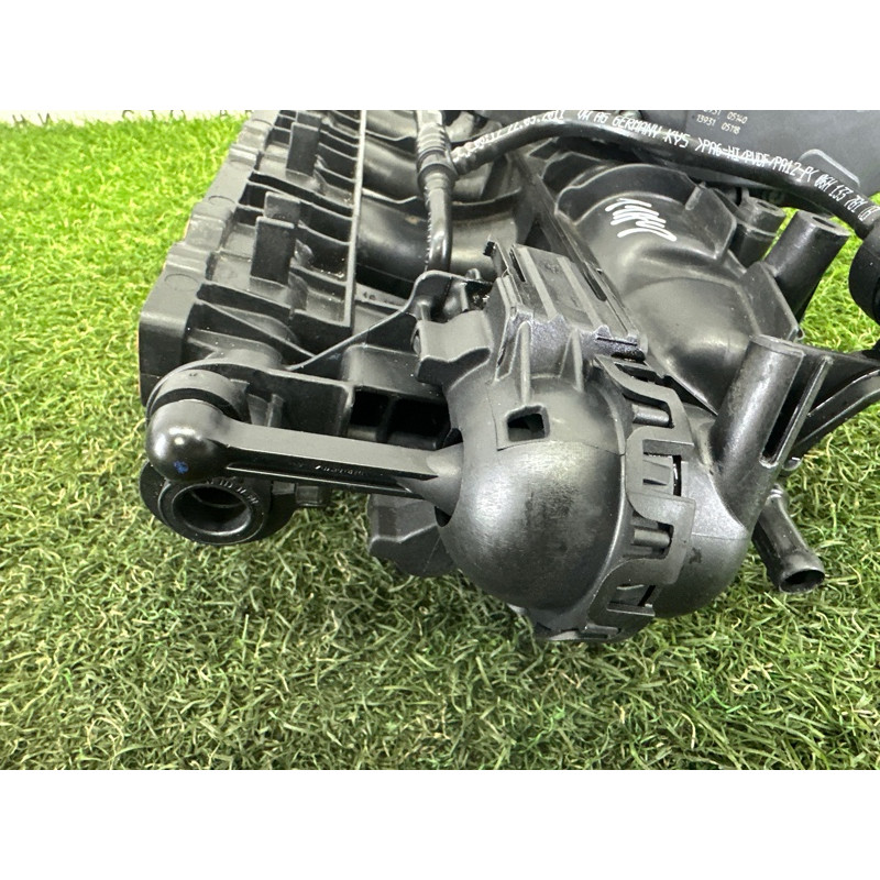 Коллектор впускной (впускная система) AUDI A4 B8 2012 2.0 CAEB 06H133201AF