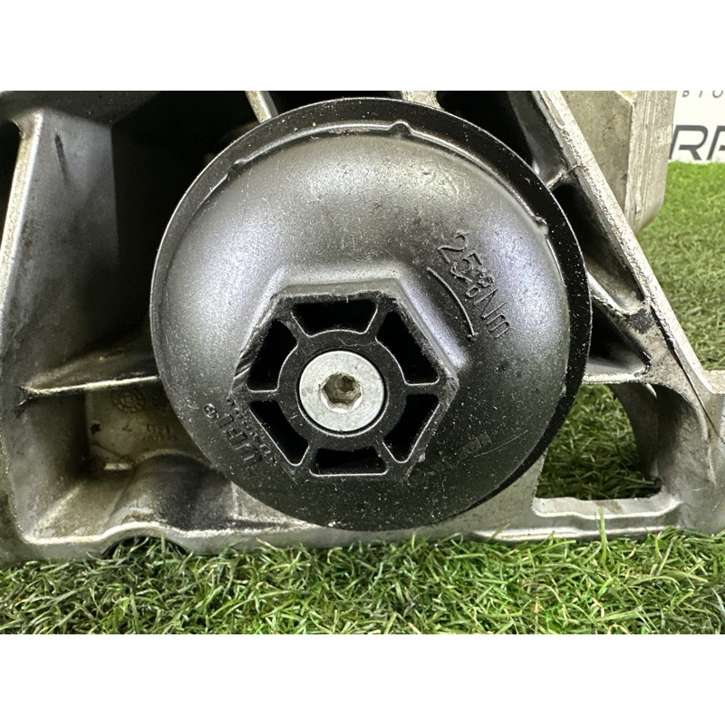 Корпус масляного фільтра (двигун та елементи) Volkswagen Touareg NF 2015 3.6 CGRA 03H115403T