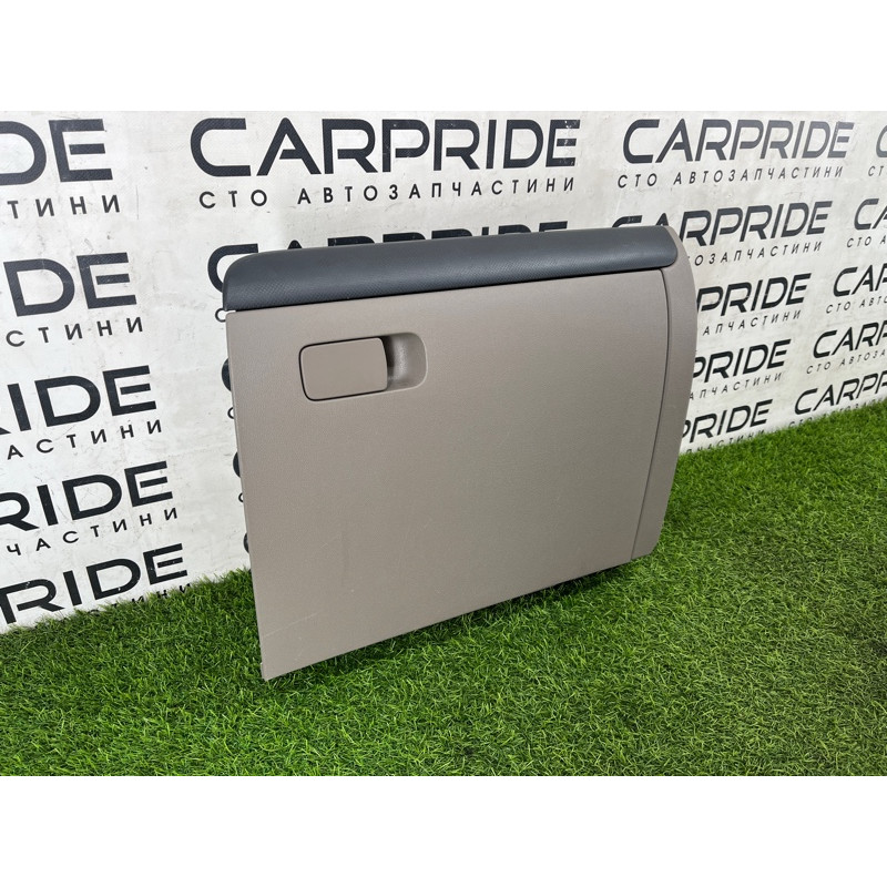 Бардачок (салон) Volkswagen Jetta MK6 2011 2.0 5c7857097