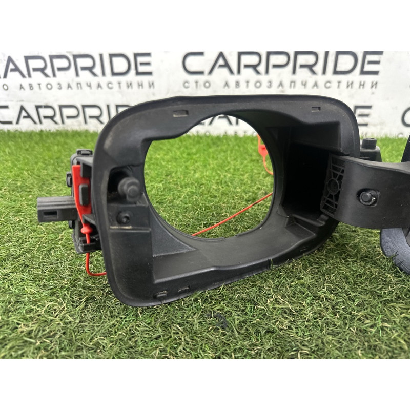 Лючок топливного бака (кузов и элементы) AUDI A4 B8 2012 2.0 CAEB 8K0809907GRU