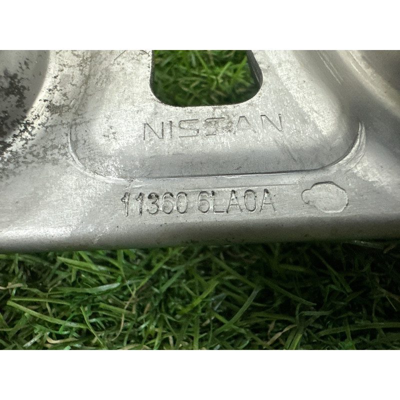 Подушка двигателя (двигатель и элементы) Nissan Rogue T33 2021 2.5 PR25DD 113606LA0A