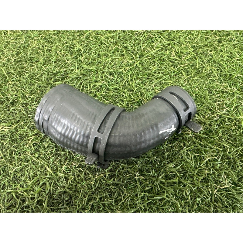 Патрубок (система охлаждения) Jeep Grand Cherokee WK2 2017 5281525AA