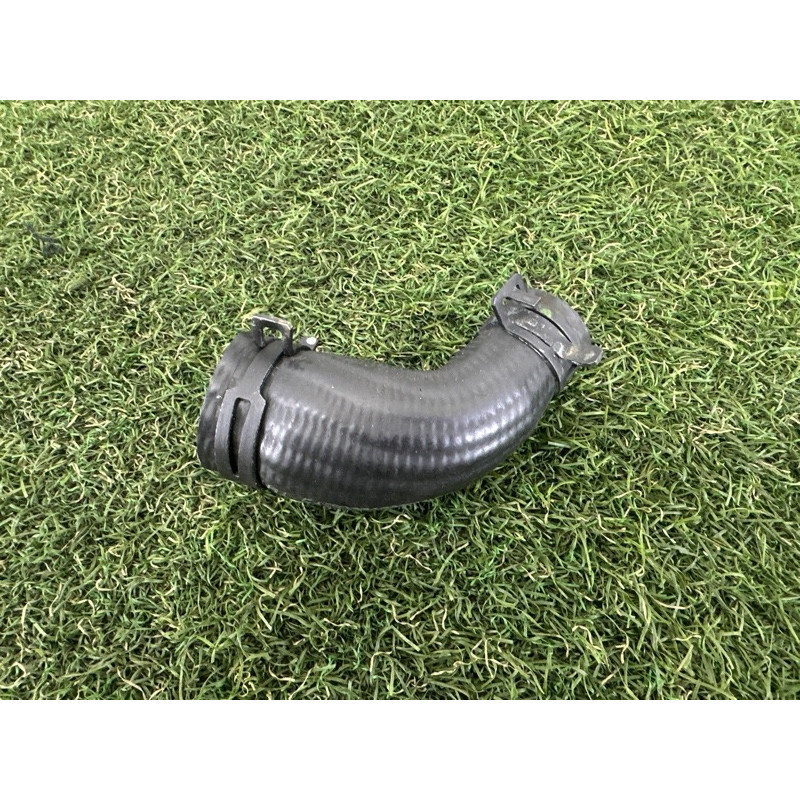 Патрубок (система охлаждения) Jeep Grand Cherokee WK2 2017 3.6 5281525AA