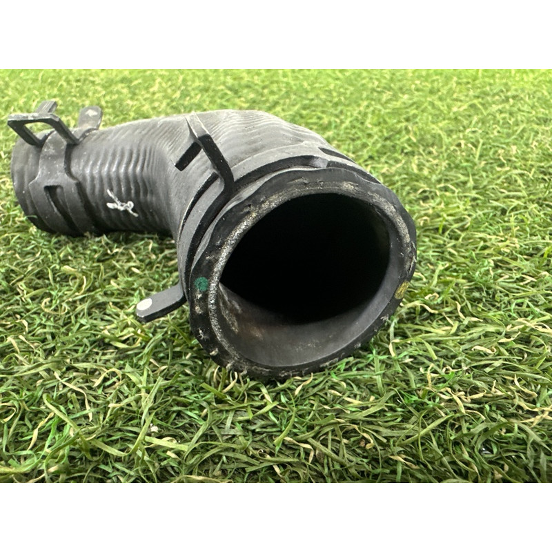 Патрубок (система охлаждения) Jeep Grand Cherokee WK2 2017 3.6 5281525AA