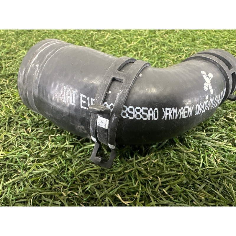 Патрубок (система охлаждения) Jeep Grand Cherokee WK2 2020 3.6 5281525AA