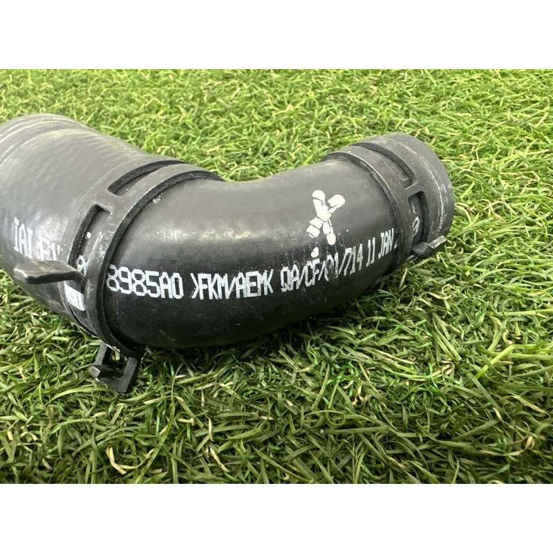 Патрубок (система охлаждения) Jeep Grand Cherokee WK2 2020 3.6 5281525AA