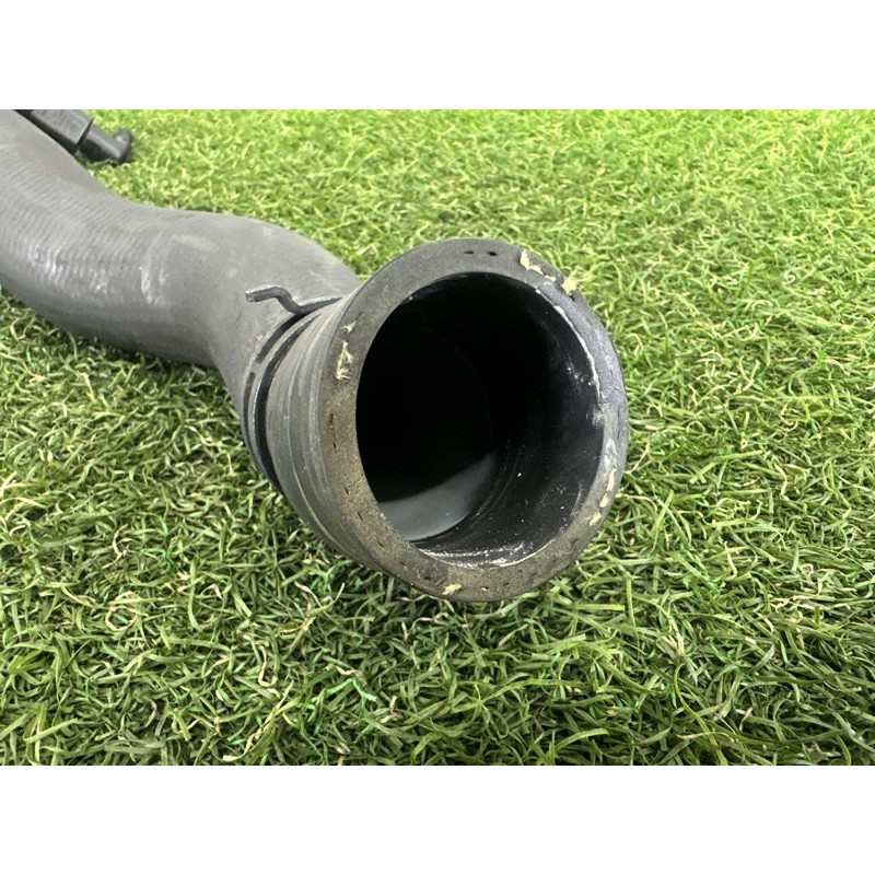 Патрубок (система охлаждения) AUDI Q7 4L 2011 3.0 CATA 7L6122051AC