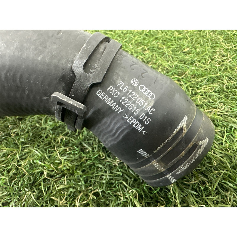 Патрубок (система охлаждения) AUDI Q7 4L 2011 3.0 CATA 7L6122051AC