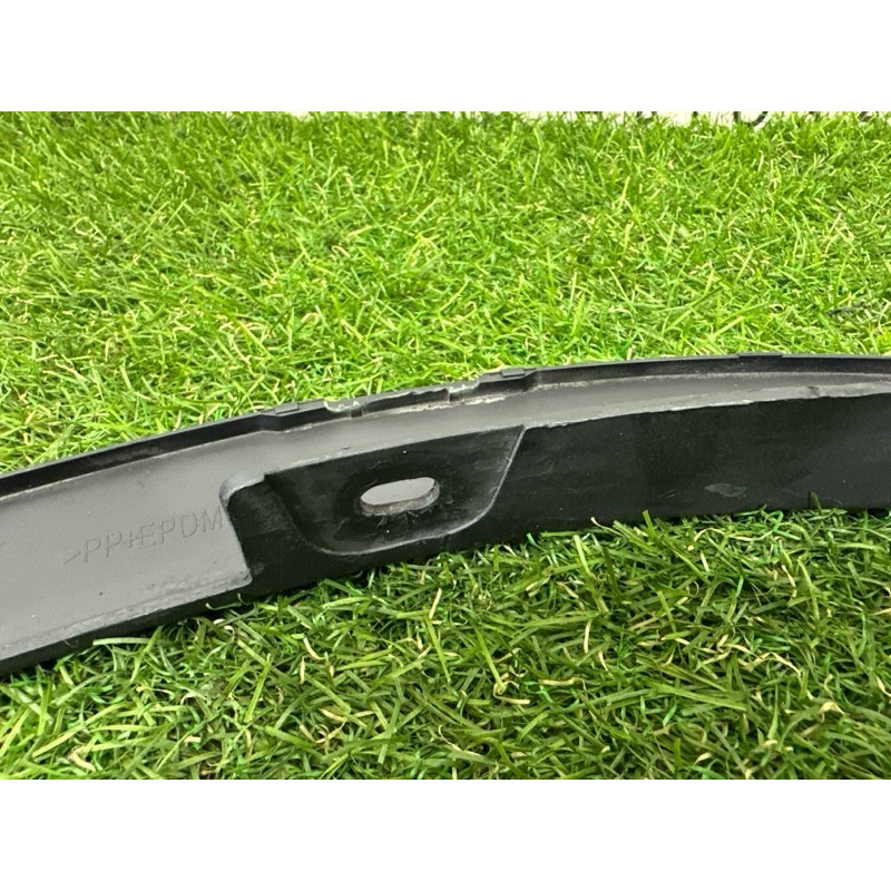 Накладка на крыло (кузов и элементы) BMW X1 F48 2016 2.0 B46B20 51777332338