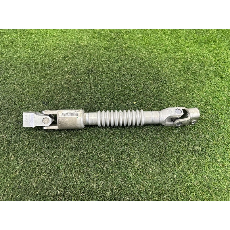 Рульовий карданчик (рульове керування) BMW X1 F48 2016 2.0 B46B20 32306865653