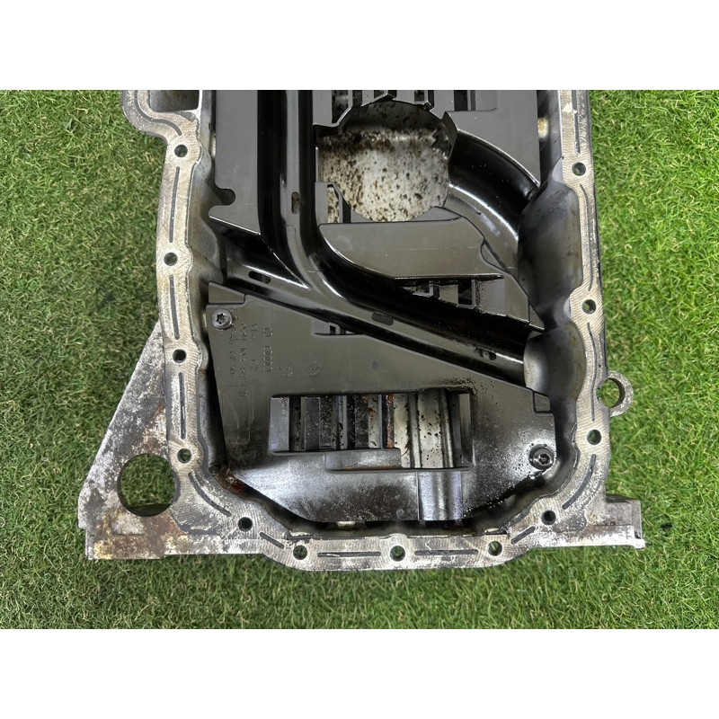 Поддон двигателя (двигатель и элементы) Volkswagen Touareg NF 2013 3.6 03H103601AC