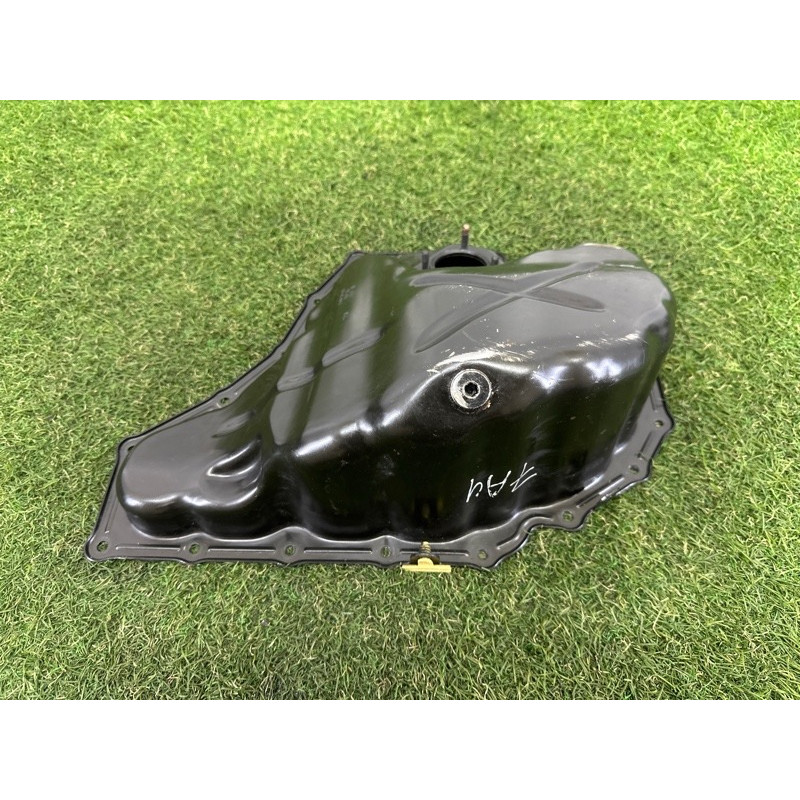 Поддон двигателя (двигатель и элементы) AUDI A4 B8 2012 2.0 CAEB 06H103600AA