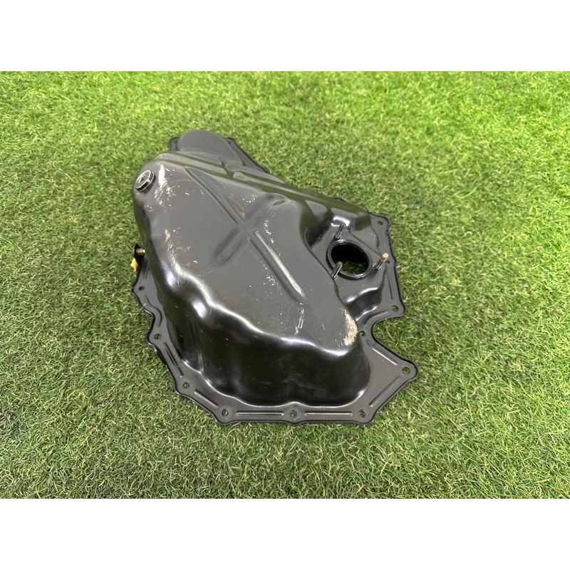 Поддон двигателя (двигатель и элементы) AUDI A4 B8 2012 2.0 CAEB 06H103600AA