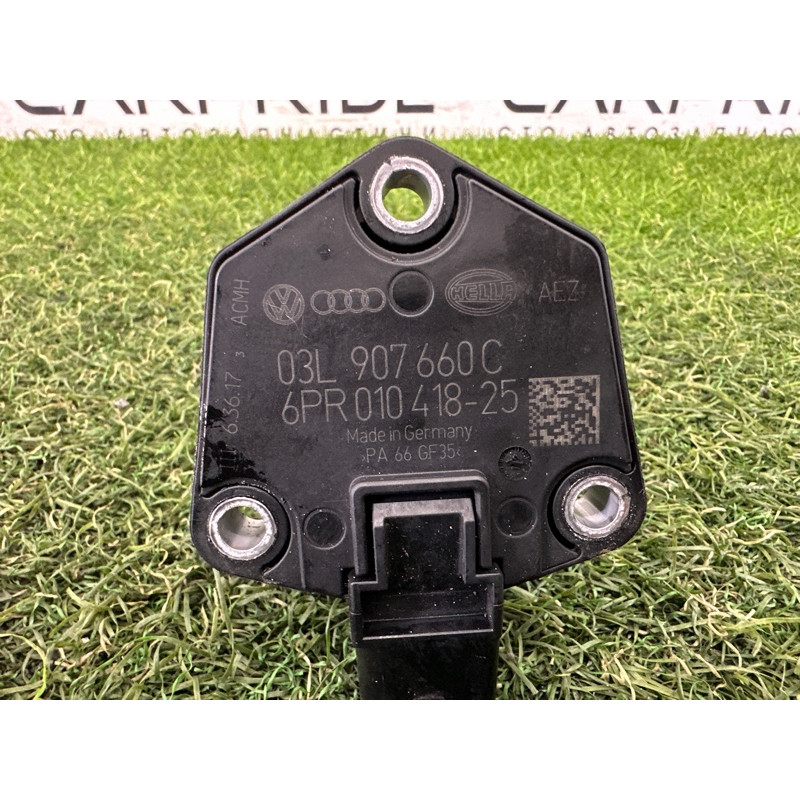 Датчик уровня масла (электрика двигателя) Volkswagen Touareg NF 2012 3.6 CGRA 03L907660C