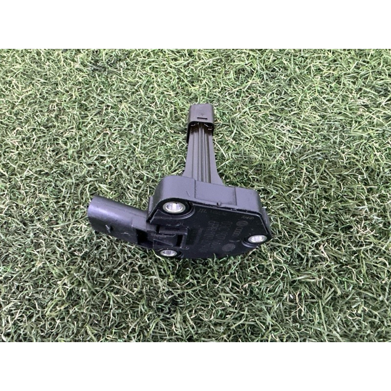 Датчик уровня масла (электрика двигателя) AUDI A4 B8 2012 2.0 CAEB 03C907660H