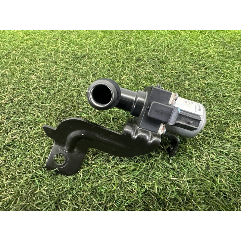 Клапан системы охлаждения (электрика / кнопки) Jeep Grand Cherokee WK2 2017 3.6 68252075AB